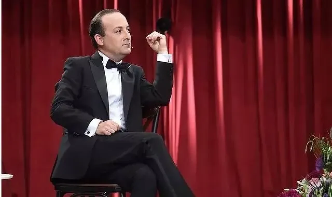 Tolga Çevik kimdir, kaç yaşında, aslen nereli, burcu nedir, boyu, kilosu ne? İşte ünlü komedyen hakkında merak edilenler