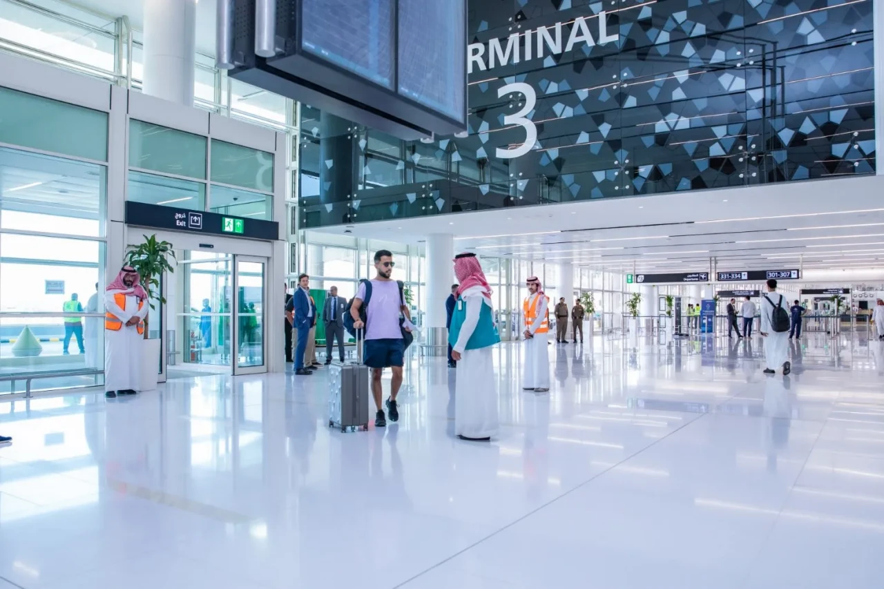 Ege ve Akdeniz havalimanlarında yaz rekoru: 27 milyon yolcuya ulaşıldı