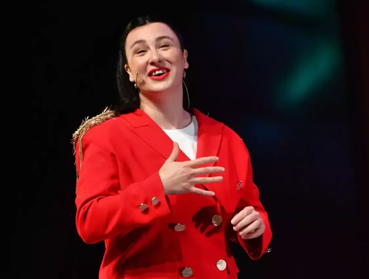 Tatile gidemiyor çünkü... Yasemin Sakallıoğlu'ndan dikkat çeken sözler