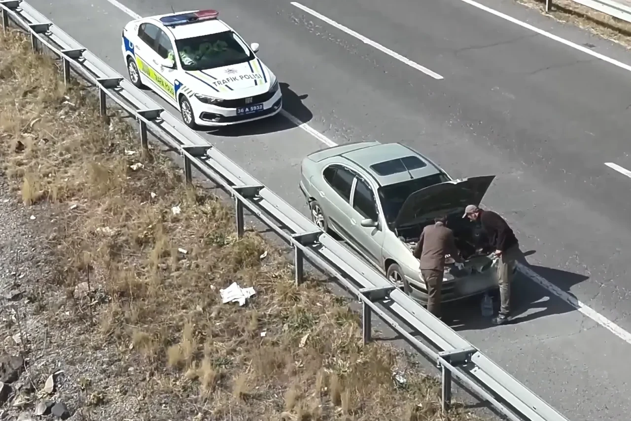 Kars'ta akılalmaz numara: Arızalı süsü verdiği araçla yakalandı
