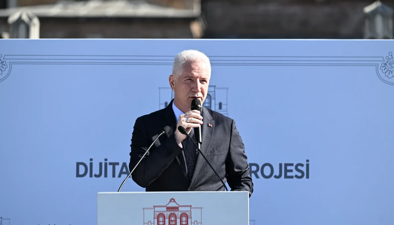 828 eser dijitalleşti! Ziyaretçilere 5 dilde karekod rehber