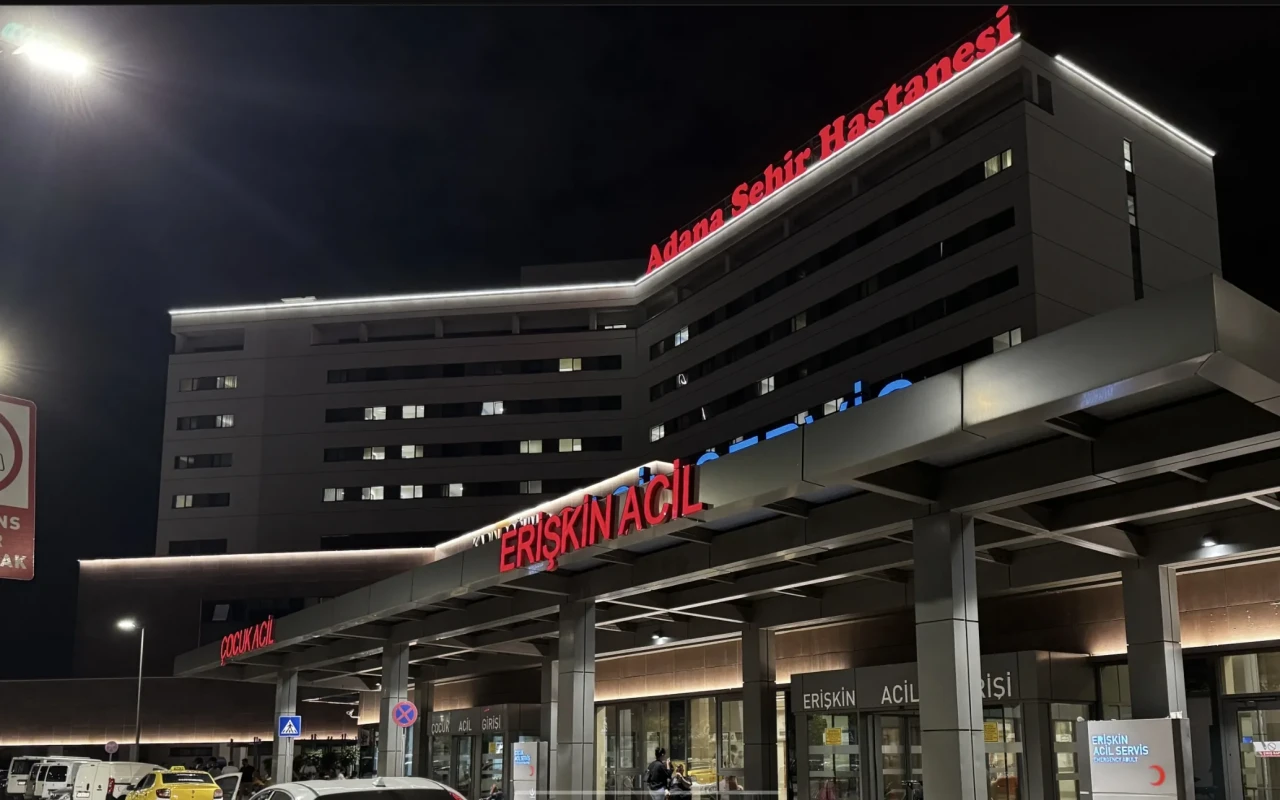 Adana'da park yeri kavgası kana bulandı