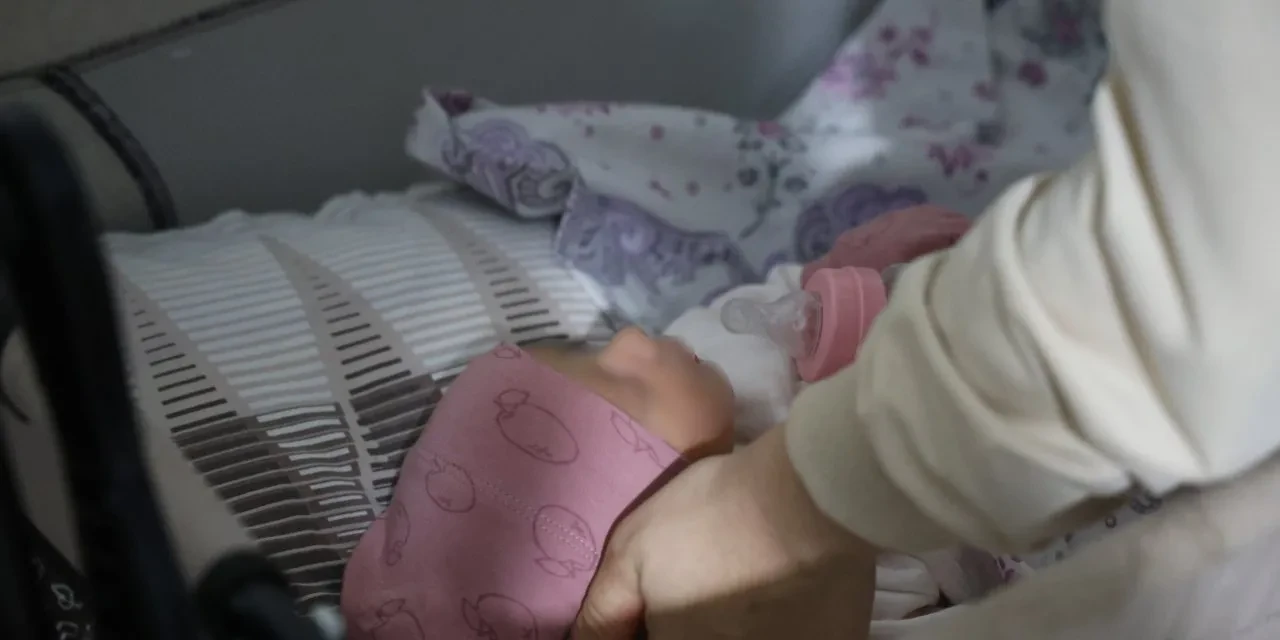 Hastanede akılalmaz skandal: Aileye yanlış bebek teslim edildi