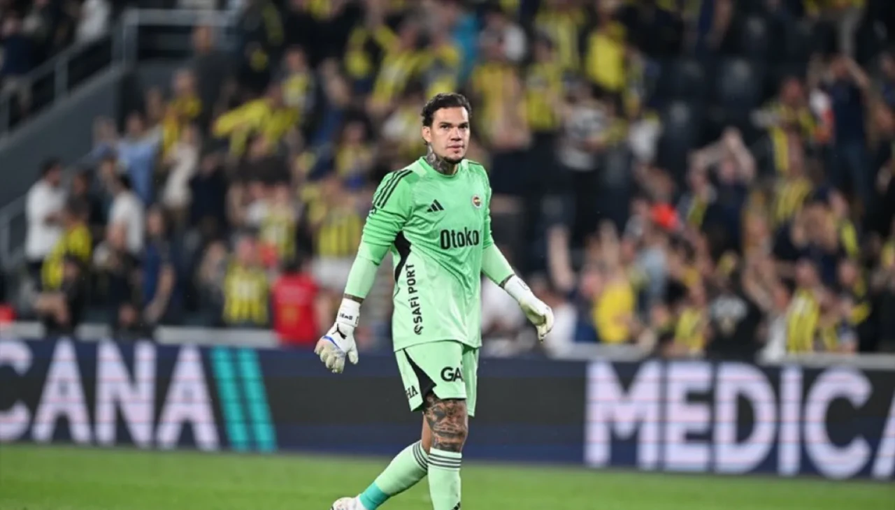 Ederson: 'Kırmızı kart sonrası oyunu bıraktık, bu kabul edilemez'