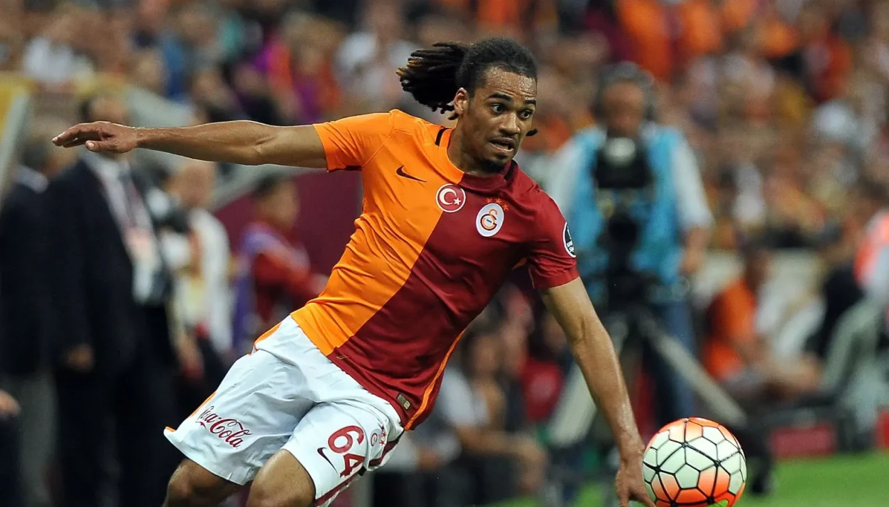Eski Galatasaraylı Denayer Beşiktaş yolunda
