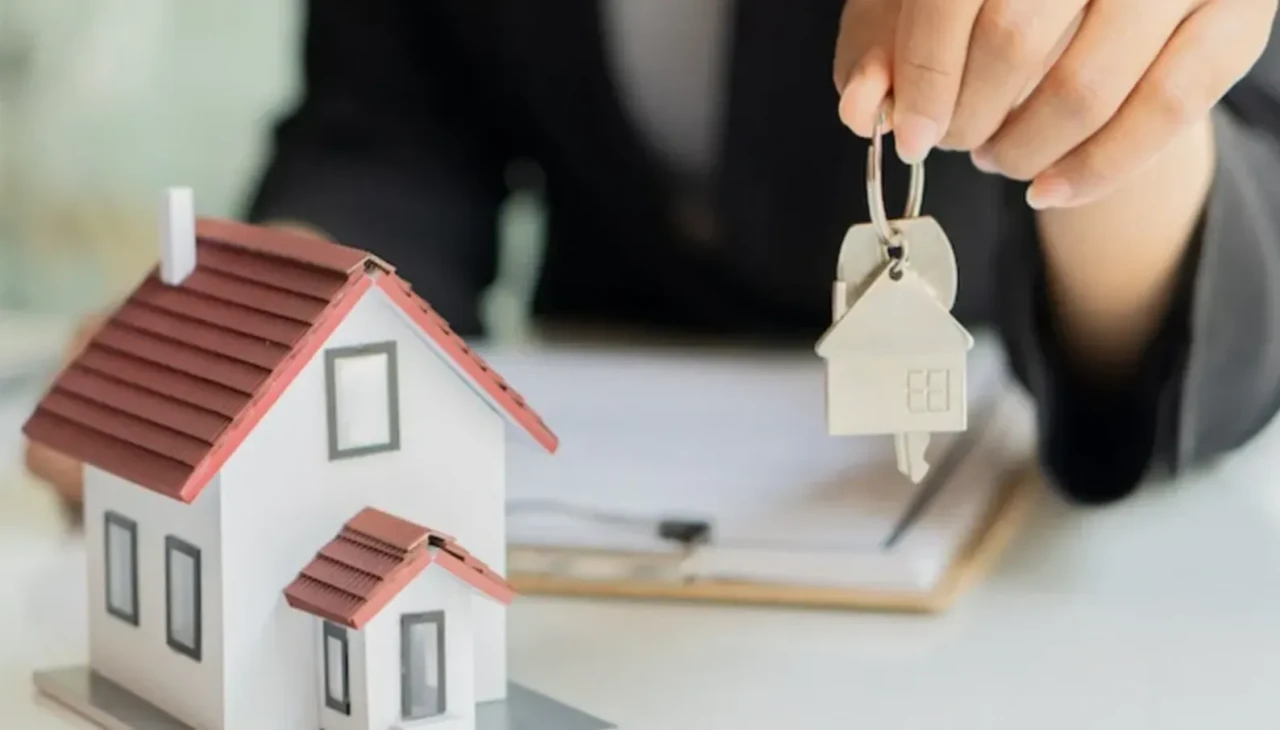 Konut satışları uçuşta: 8 ayda 978 bin ev el değiştirdi