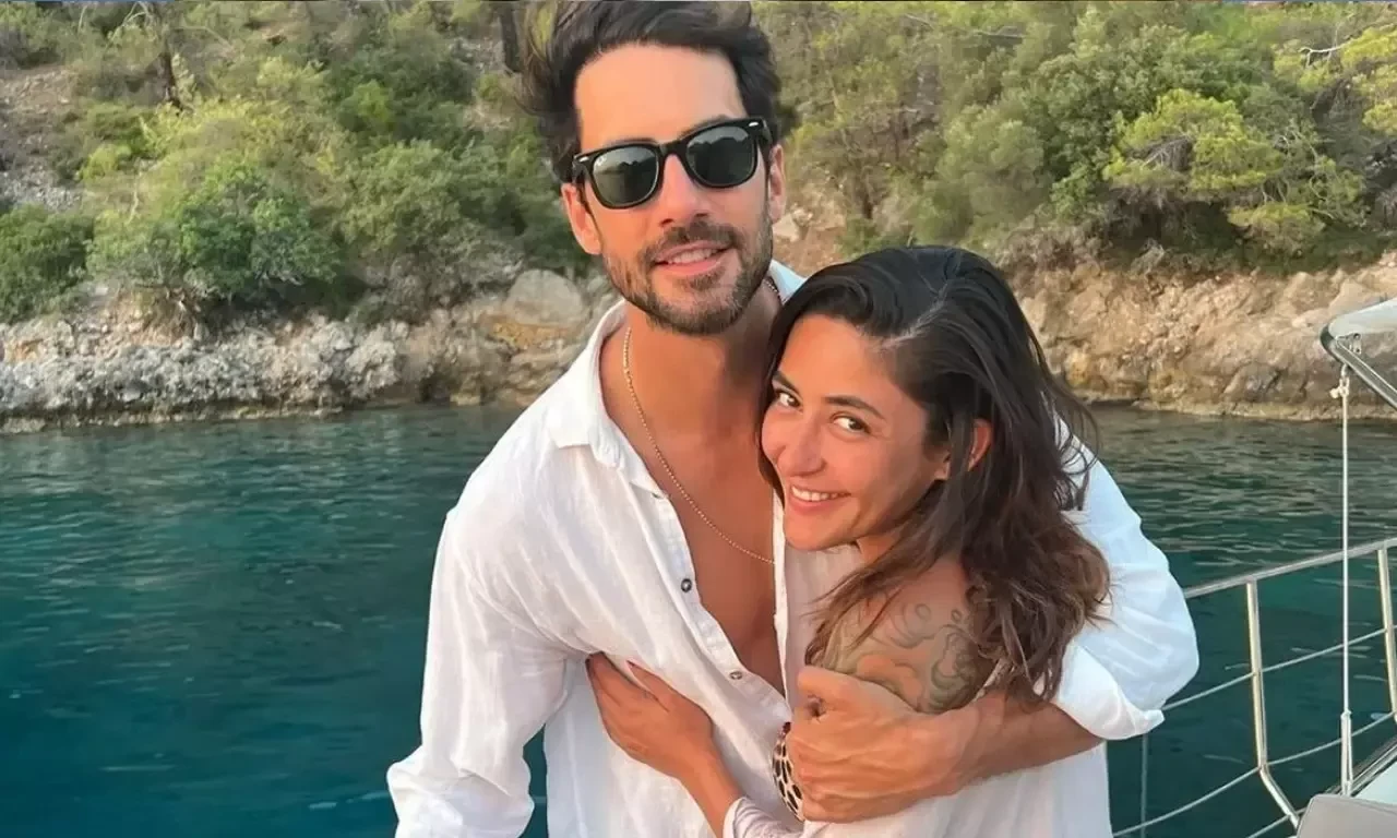 Melek Mosso’nun Eşi Serkan Sağdıç'ın Hayatı ve Kariyeri Merak Konusu Oldu