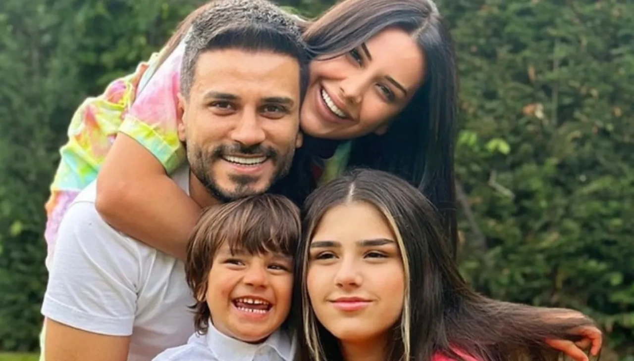 Okulda her gün aynı soru: “Annen Dilan Polat mı?”