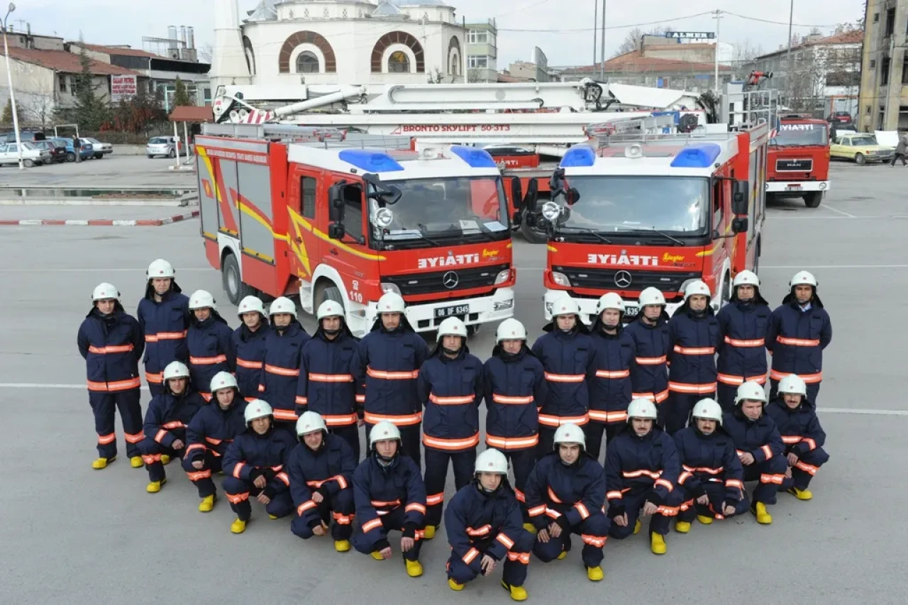Yerel yönetimlerde kritik düzenleme: İtfaiye kadroları güçleniyor!