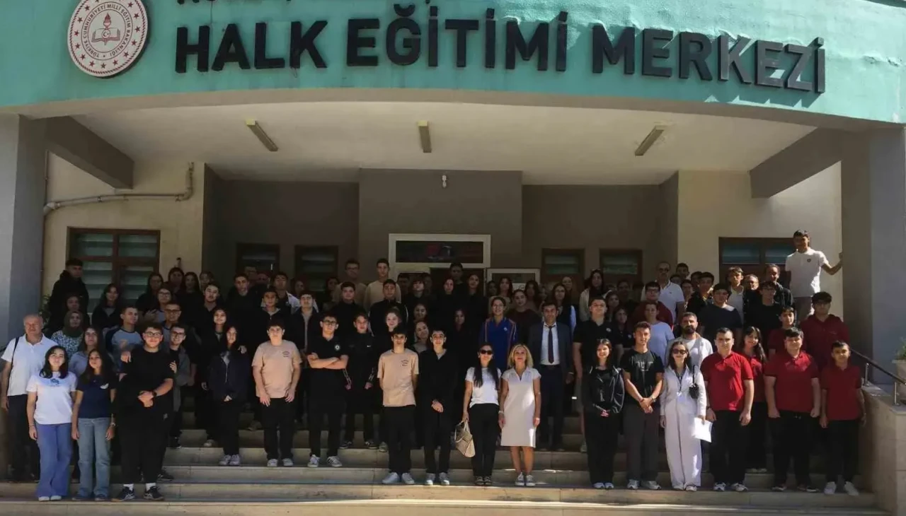 Muğla’da liselilere özgüven aşılayan drama atölyesi: Genç AR-GE projesiyle hayata geçti