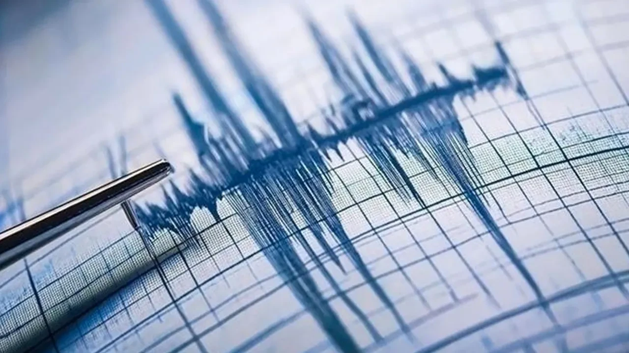 5,8 büyüklüğündeki deprem korkuttu! Uzmanlar daha büyük sarsıntılara karşı uyarıyor