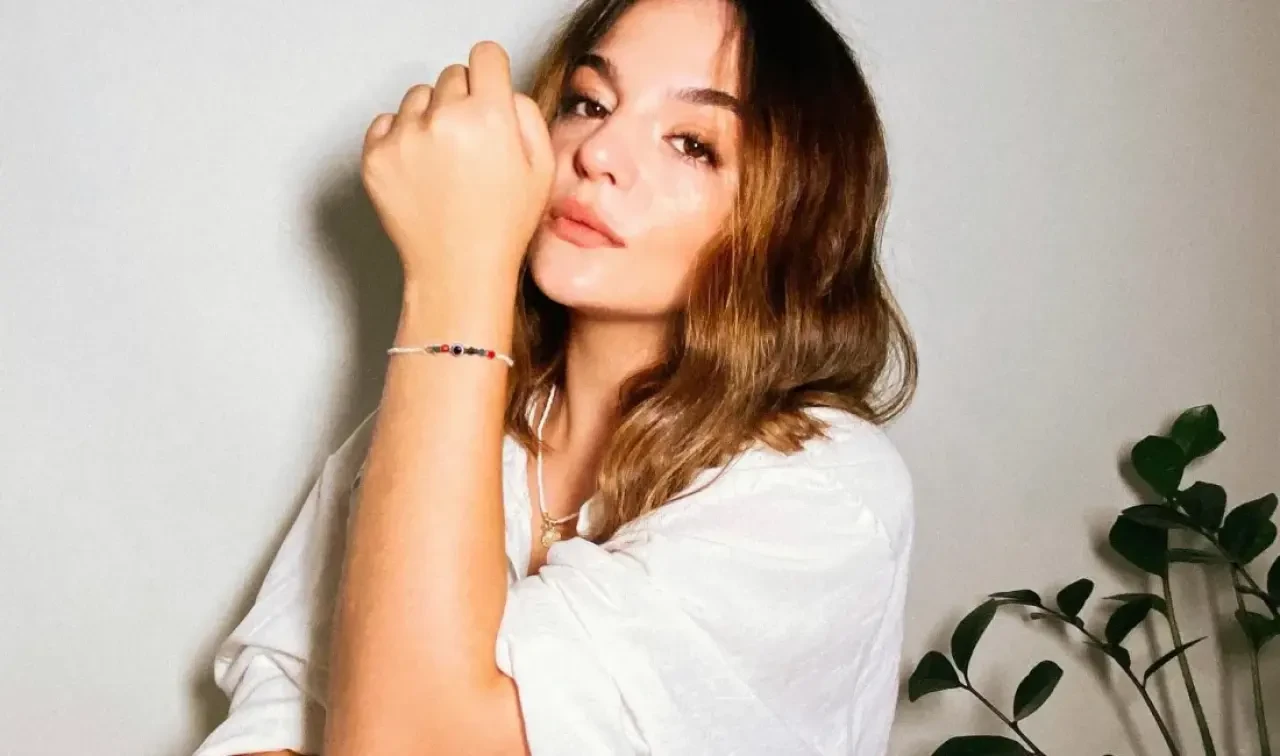 Gönül Dağı Esra Öğretmen kimdir, gerçek adı ne, kaç yaşında? İşte gerçekler