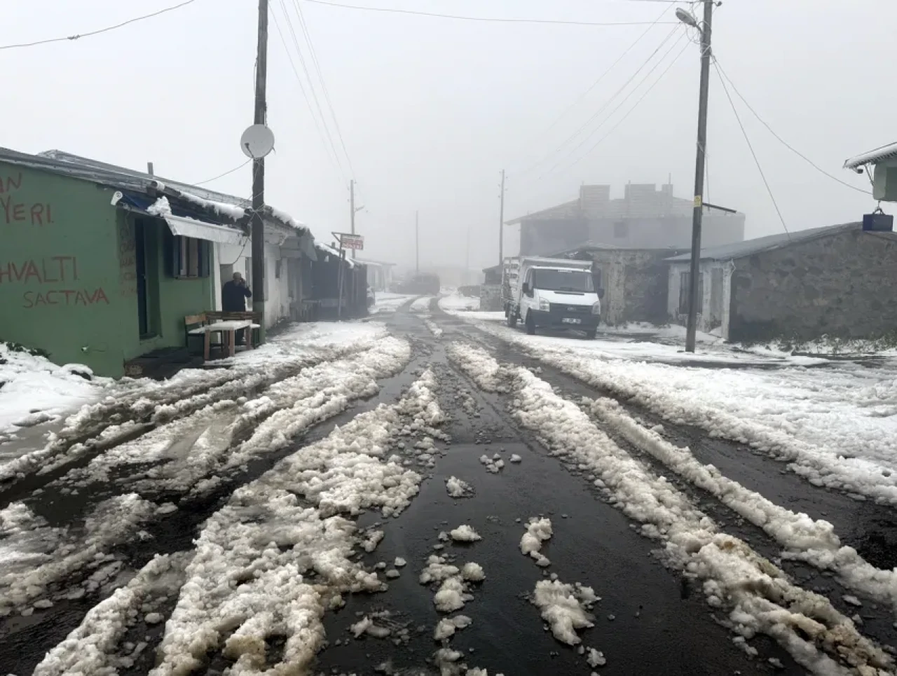 Eylül sonunda kar yağdı: Doğu’da kış erken geldi