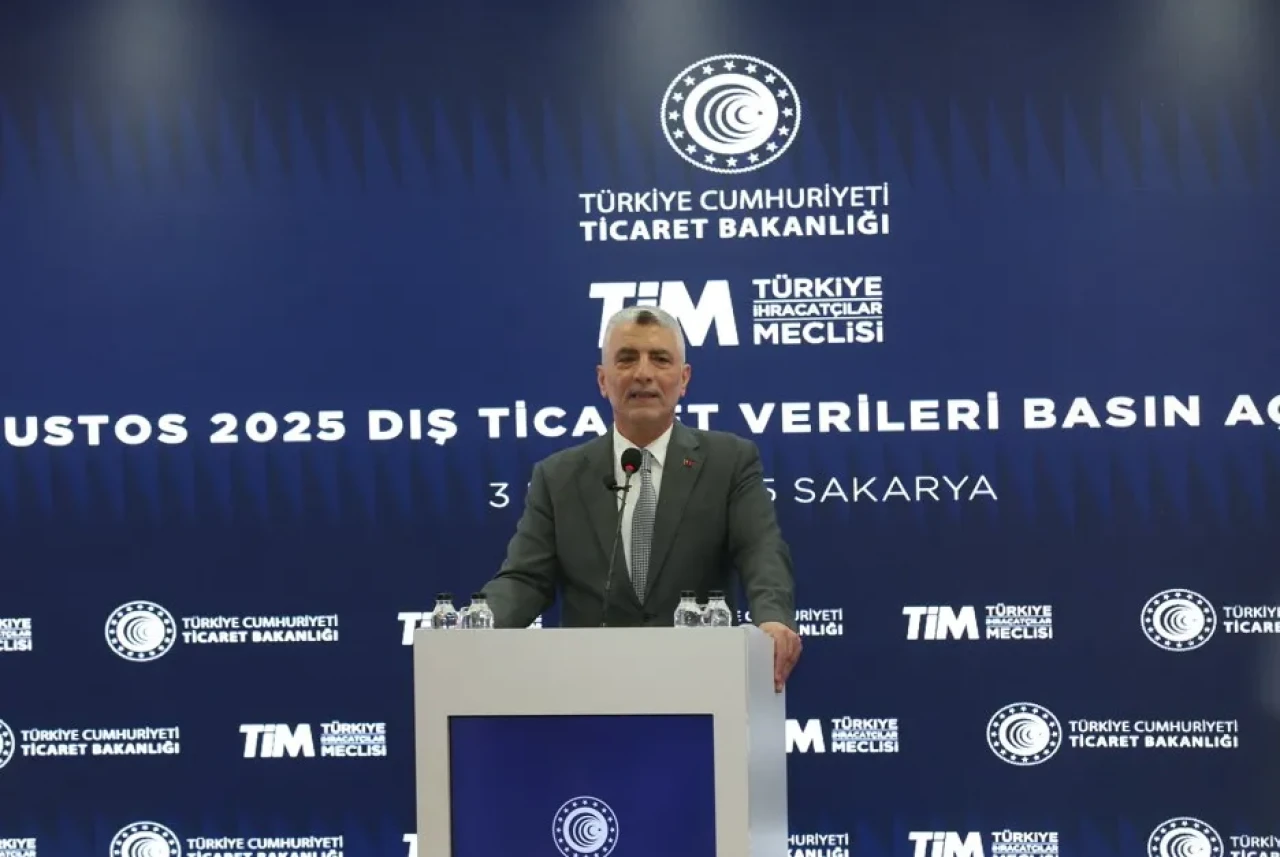 Dış ticaret açığı 4 yılın en düşük seviyesinde: Ekonomide dengeler iyileşiyor