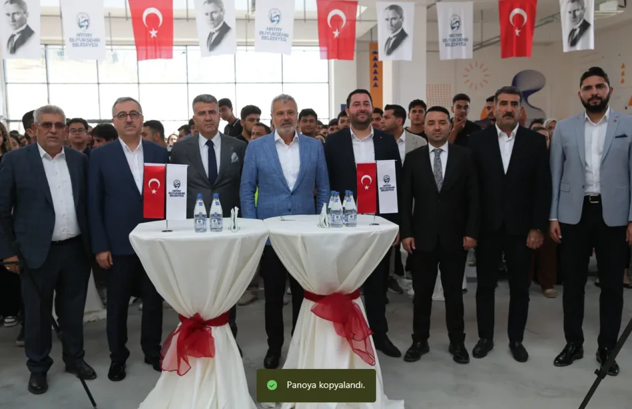 Hataylı gençler üniversiteye belediye desteğiyle gidiyor