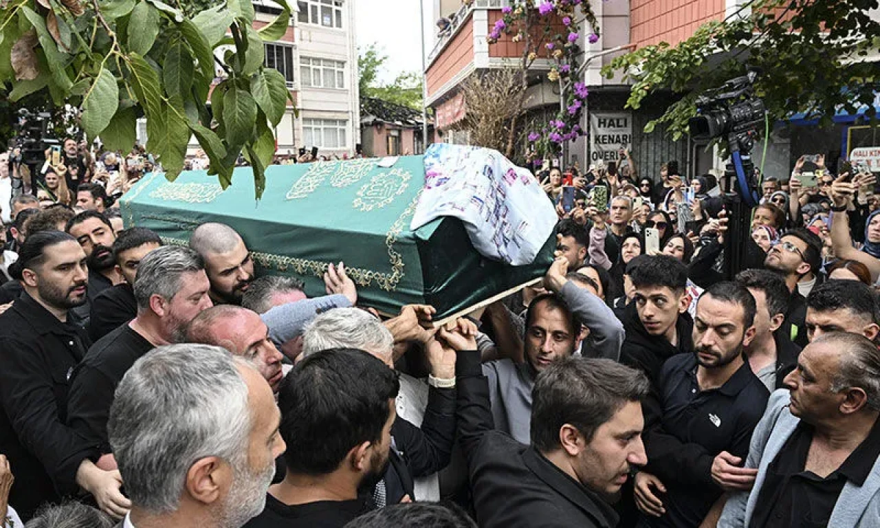 Güllü’nün ölümünde şok iddia: Beste Açar ‘üçüncü kişi’ dedi!