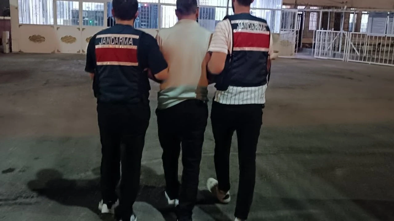 Gaziantep’te DEAŞ’a kırmızı bülten darbesi!