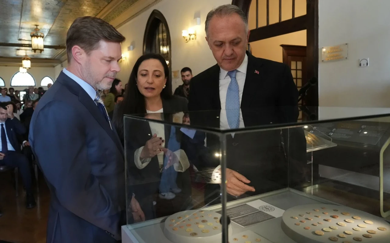 Tarihe Yolculuk Tamamlandı: Kaçırılan 83 Bronz Sikke Türkiye’ye Kazandırıldı