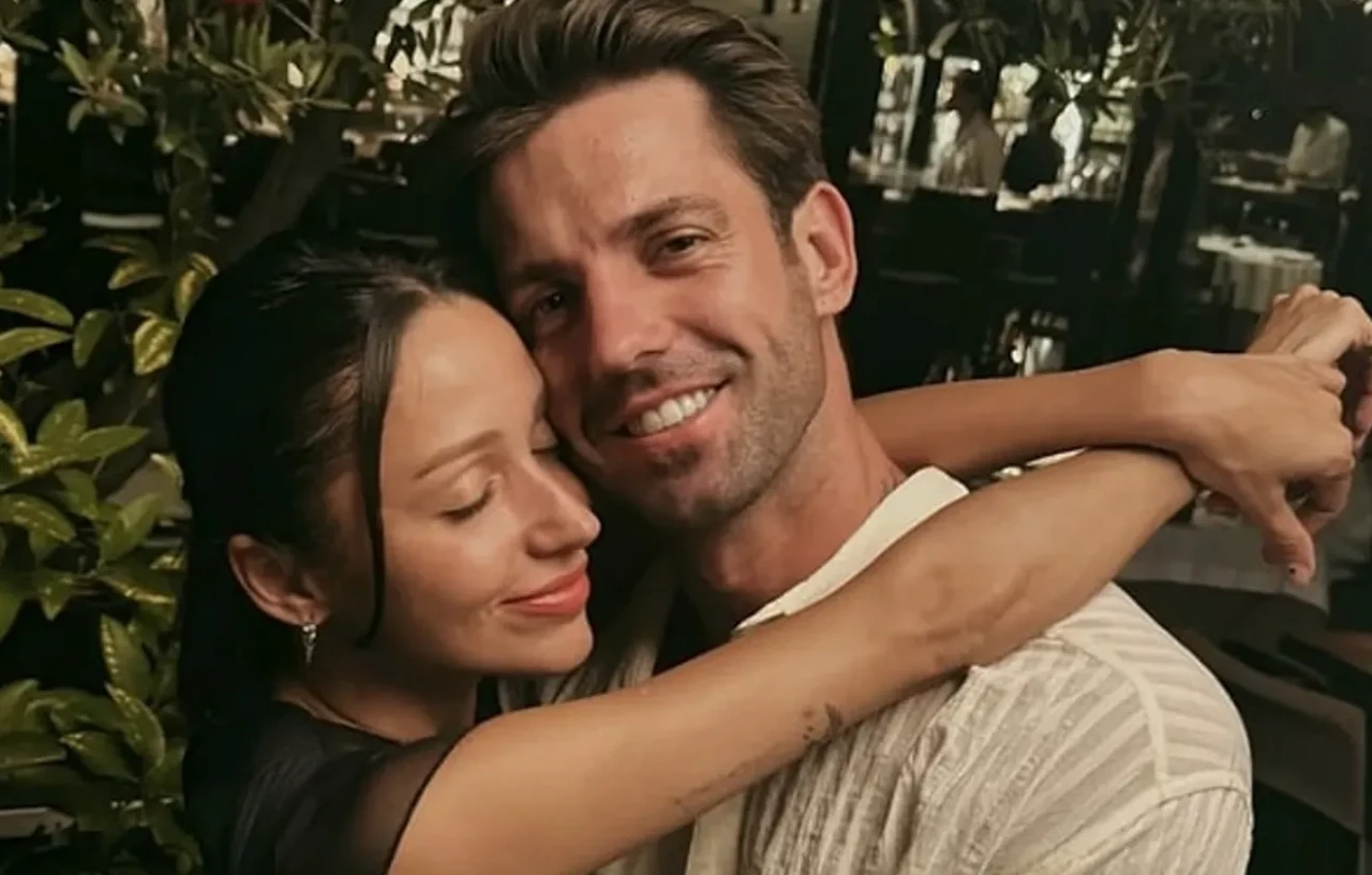 Aşk tatili devam ediyor! Zeynep Bastık ve Serkay’den romantik anlar