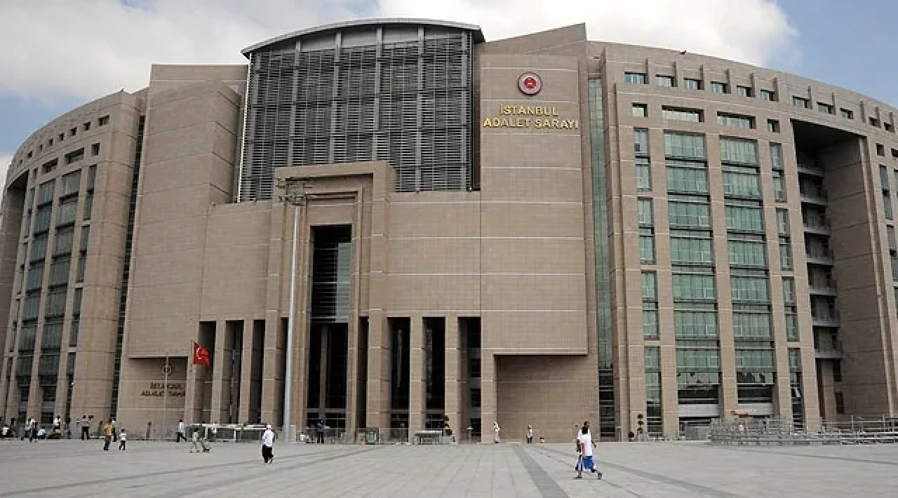 Dini değerlere hakaret iddiası: 'Soğuk Savaş' sunucusu ve konuğu yargıda