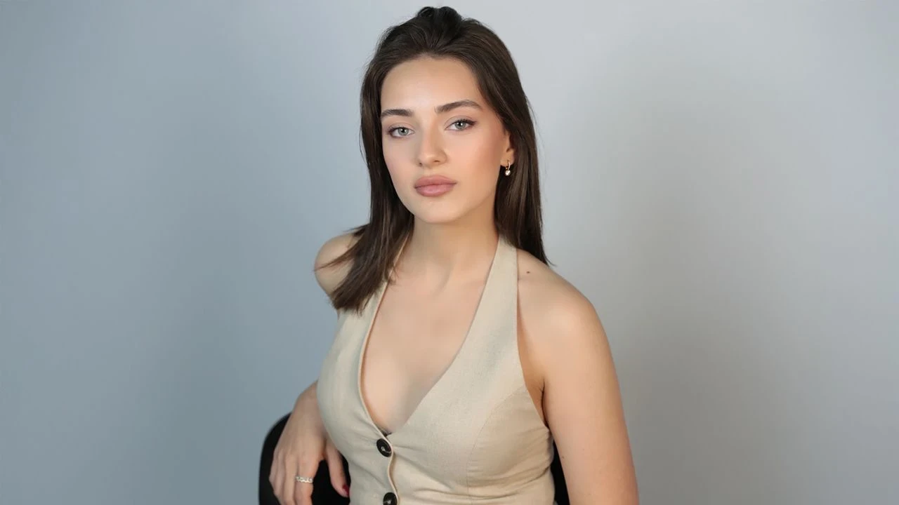 Sena Mercan Kimdir? Güzel Oyuncunun Biyografisine Dair Bilinenler