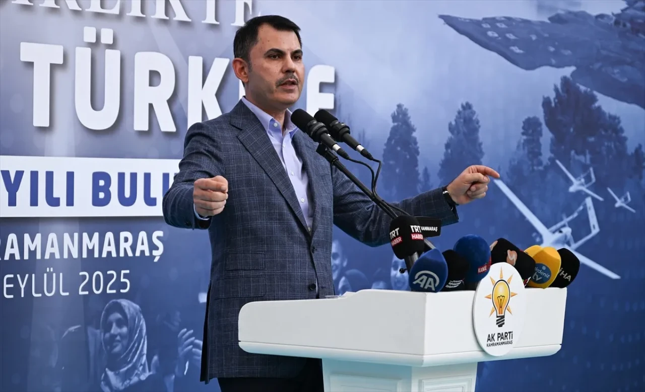 Bakan Murat Kurum: 'Her evde huzuru, mutluluğu görene kadar mücadeleye devam edeceğiz'