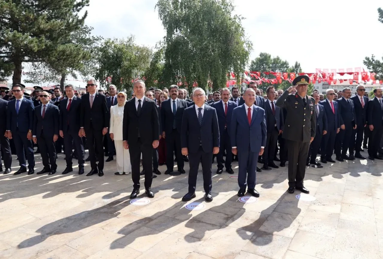 Sivas Kongresi’ne anlamlı vefa: Devletin zirvesinden güçlü mesajlar