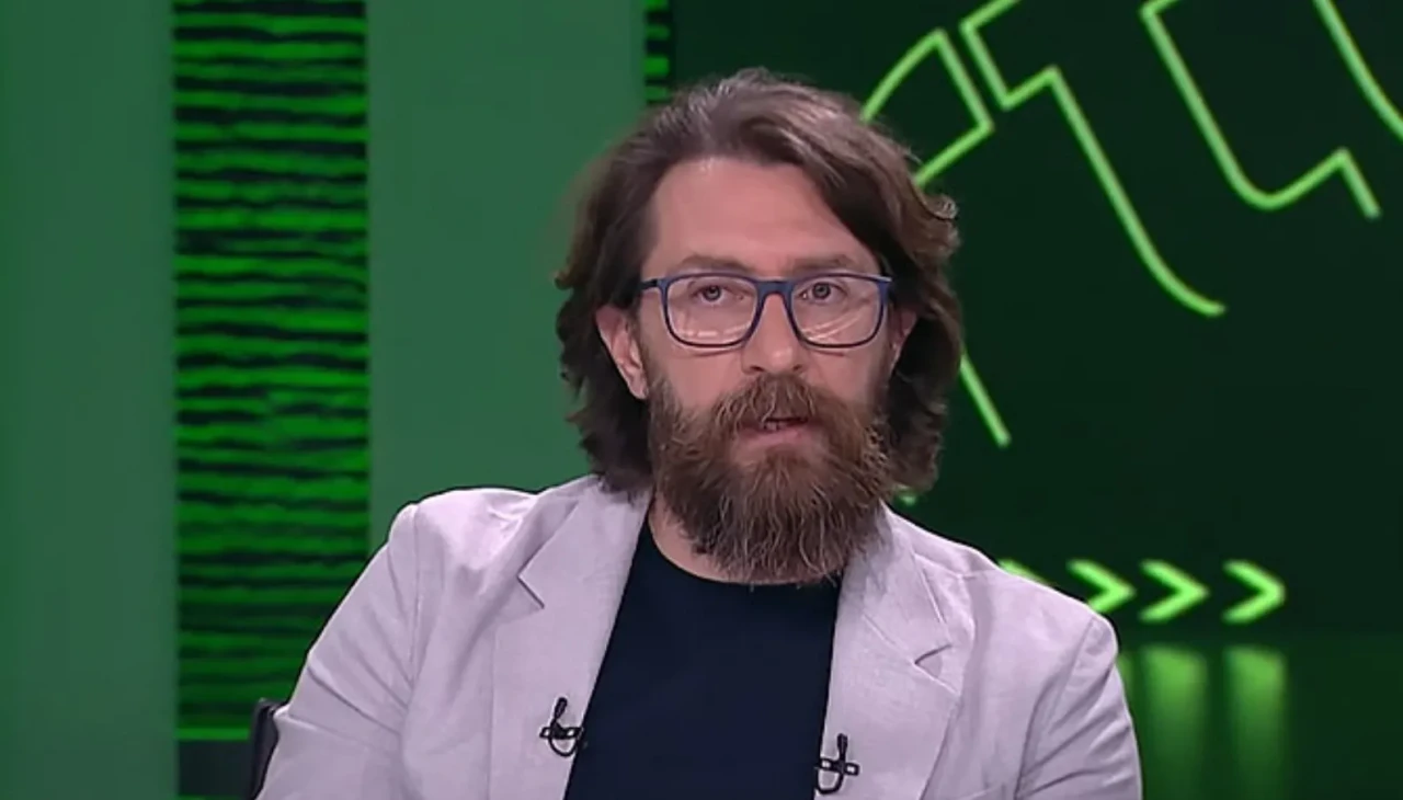 Erman Özgür: 'Türkiye’de hakem yardımıyla kazanıyorlar, Avrupa’da çöküyorlar'