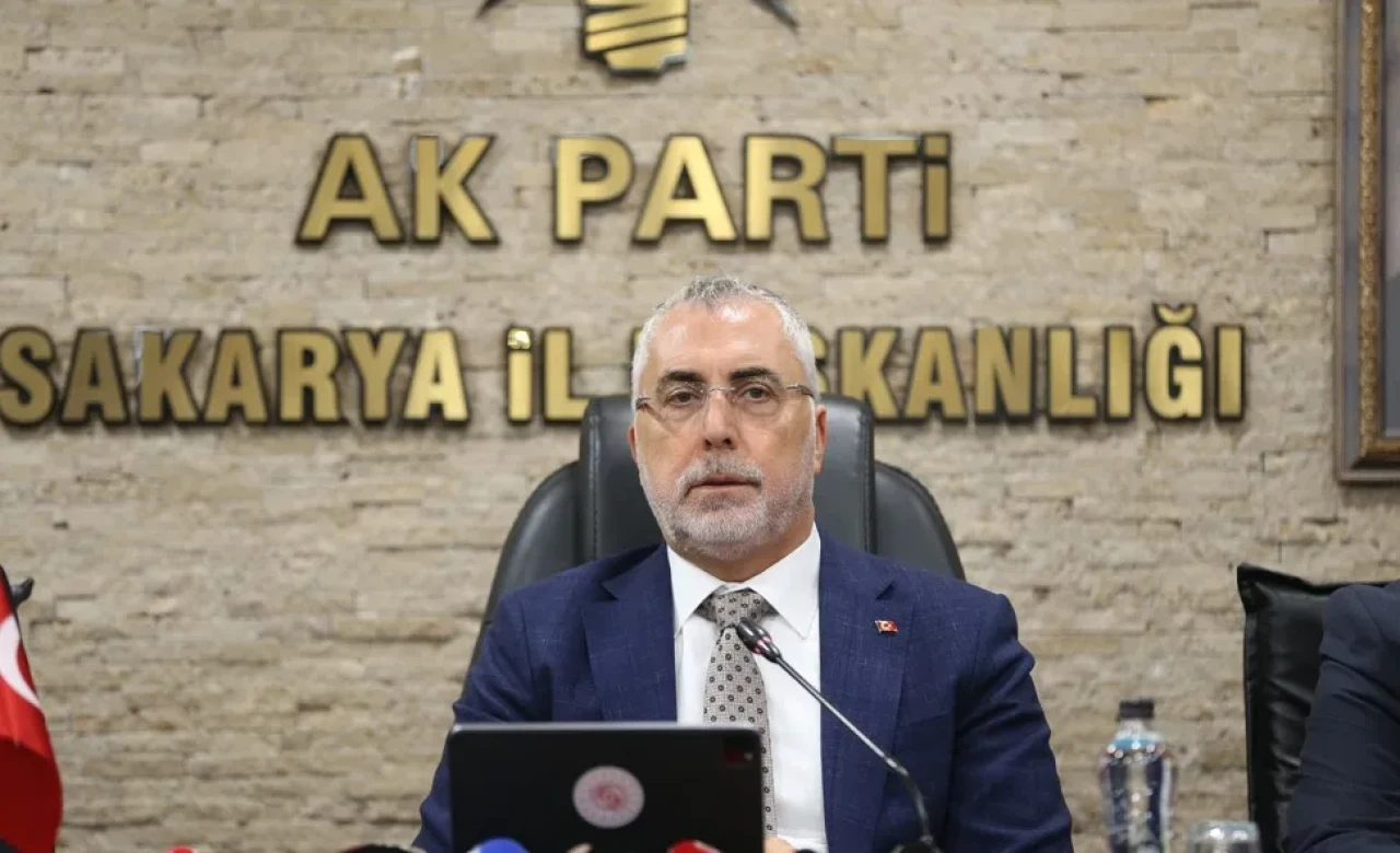 İşsizlik %8’e geriledi, genç işsizliği düştü: Bakan Işıkhan verileri paylaştı
