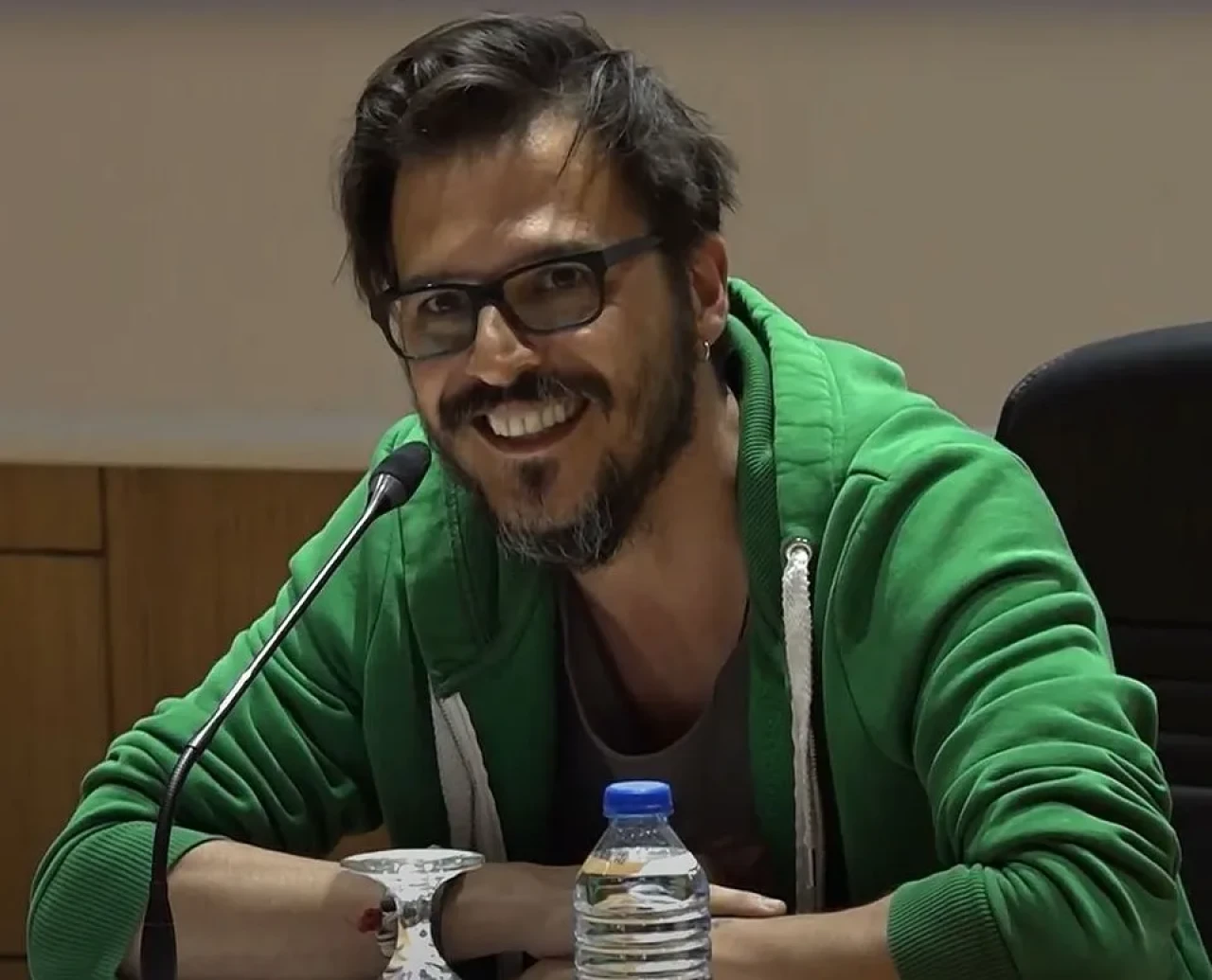 Mehmet Günsür kimdir, kaç yaşında, aslen nereli, boyu, kilosu, burcu nedir? İşte hayatı ve kariyer yolculuğu