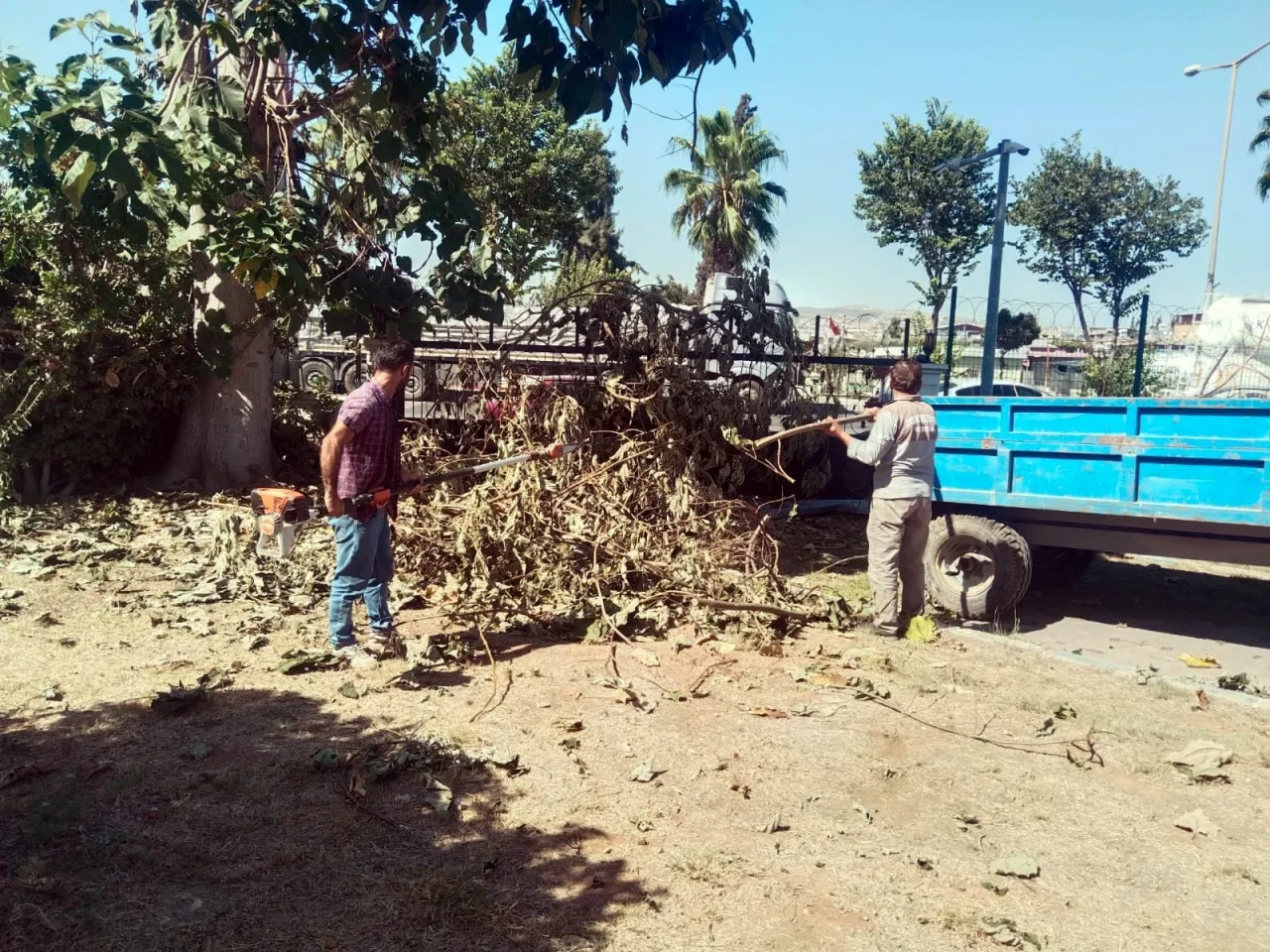 Akdeniz’de parklar yenileniyor, yeşil alanlar daha güvenli hale geliyor