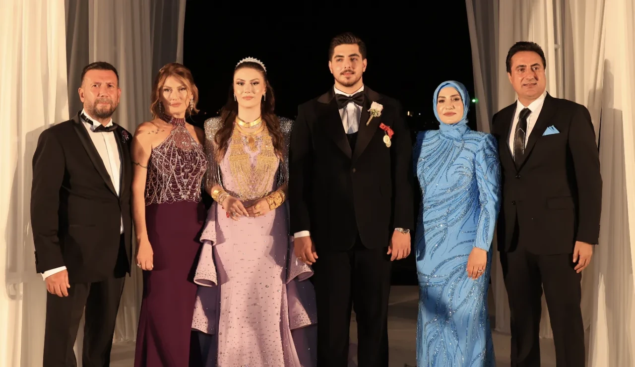 1000 kişilik davetli listesiyle lüks nişan töreni sosyal medyayı salladı