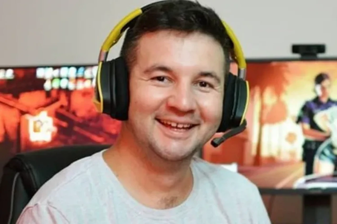 Emre Bozkurt Kimdir? Sosyal Medya Yayıncısı ve Uzman Çavuşun Hayatı ve Kariyeri