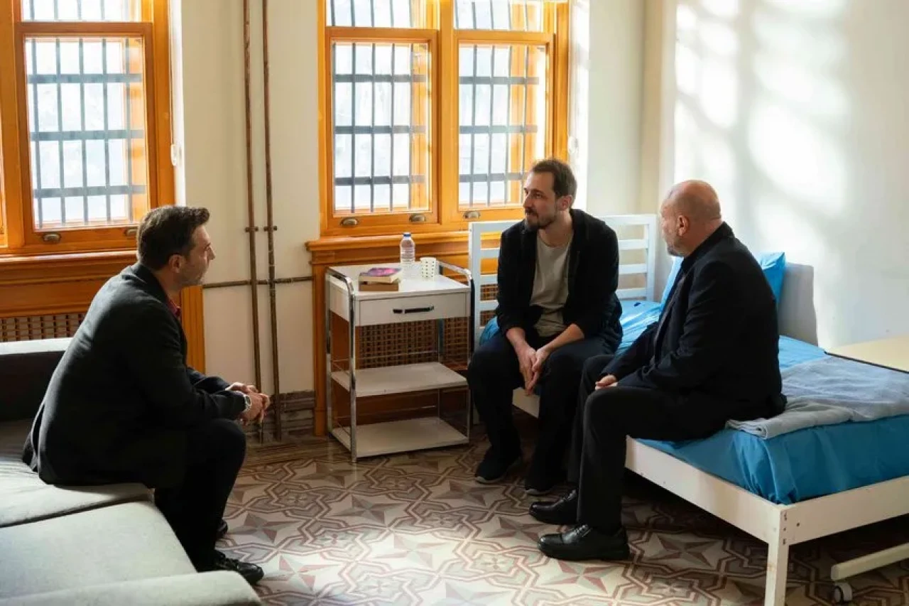 Kızılcık Şerbeti son bölümde neler yaşandı? 105. bölüm fragmanı yayınlandı mı?