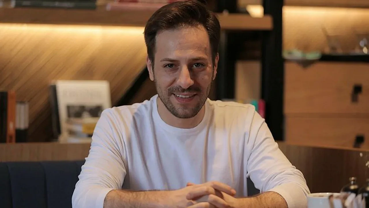 Kaan Taşaner anne ve babası kimdir, kaç yaşında aslen nereli? Hayatı ve kariyeri merak ediliyor