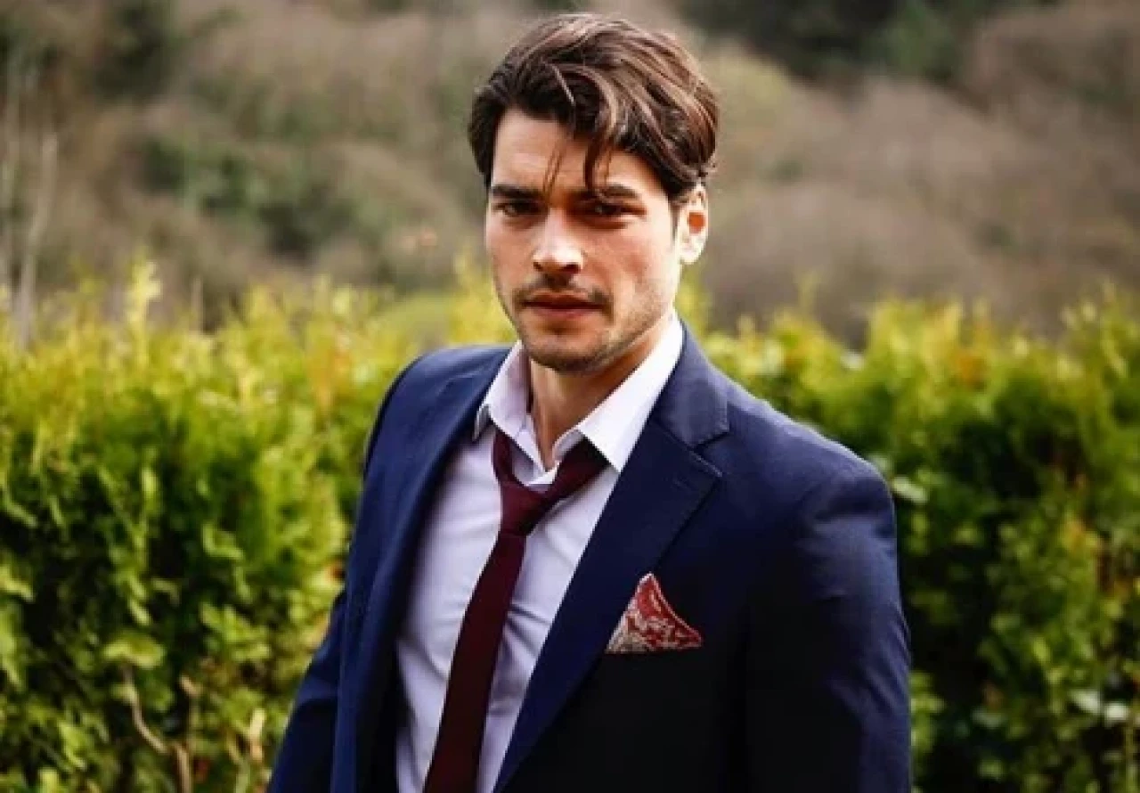 Veliaht Dizisinde Timur kimdir? Dizide merak konusu olan oyuncu hakkında bilgiler