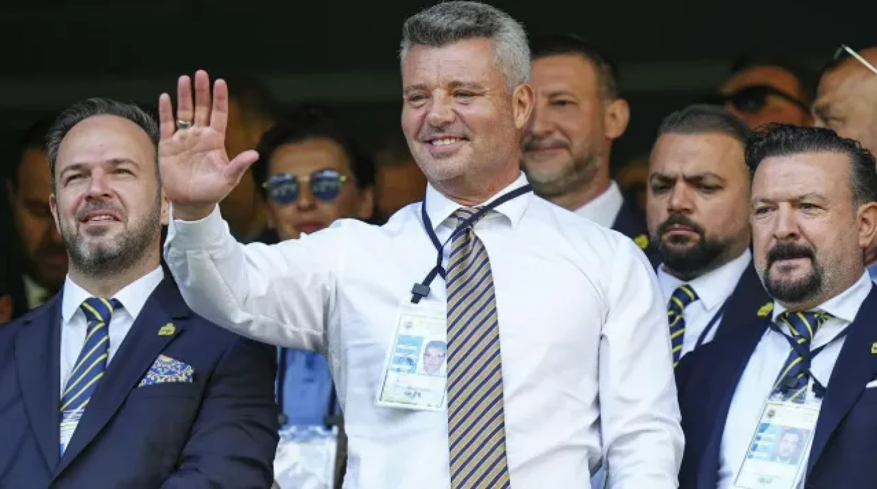 Saran-Koç Gerilimi Tırmanıyor: “Camiaya Zarar Gelmesin Diye Susmuyorum”