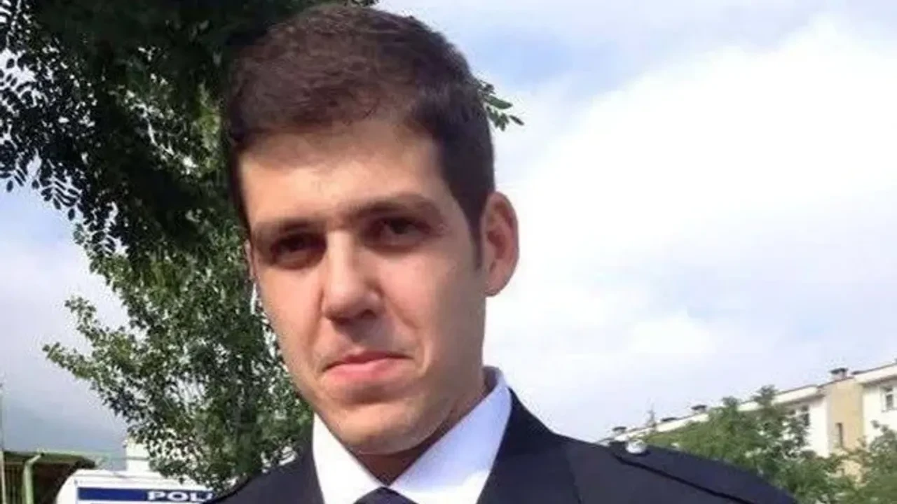 Ahmet Busanç kimdir, aslen nereli, kaç yaşında, evli mi? Polis memurunun hayat hikayesi