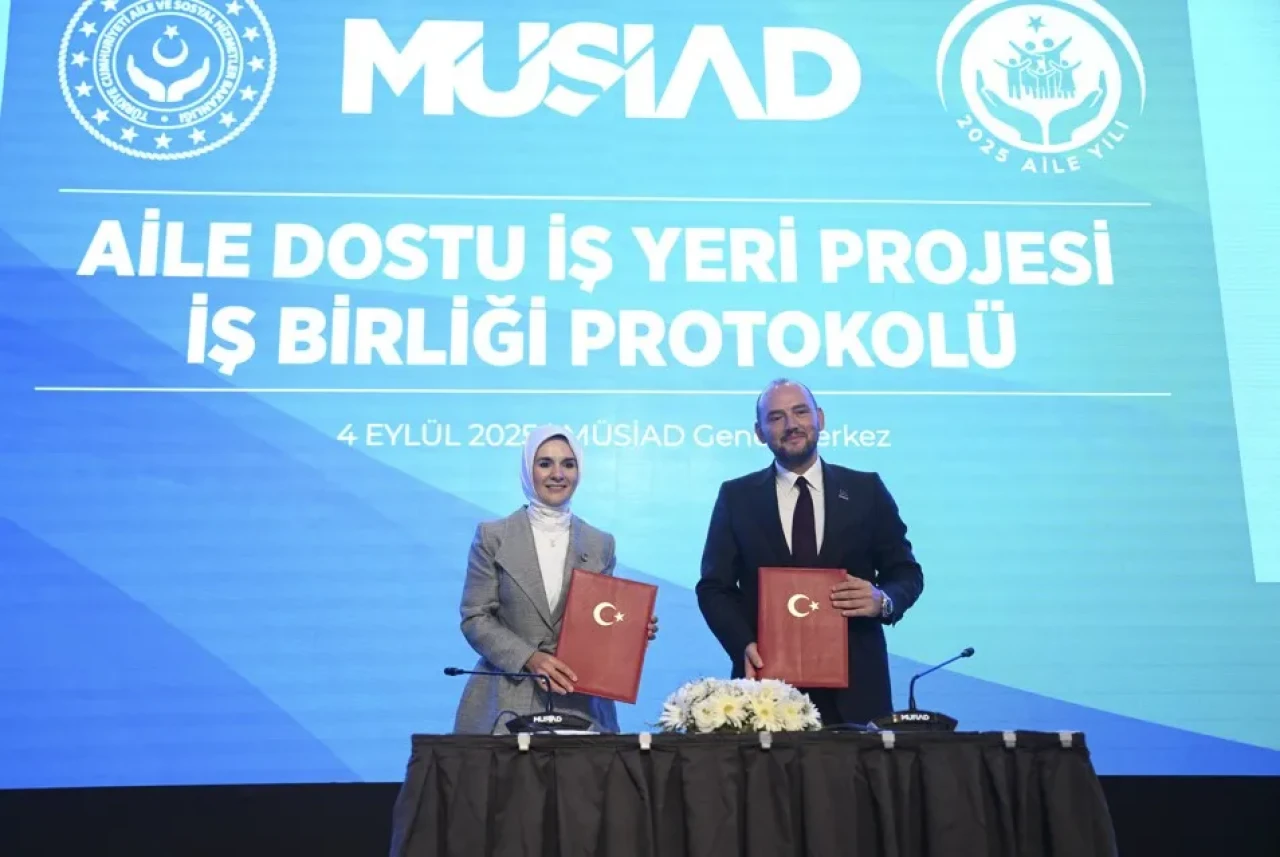 Evlenecek çalışana 3 asgari ücret desteği: Bakanlık ve MÜSİAD’tan yeni model