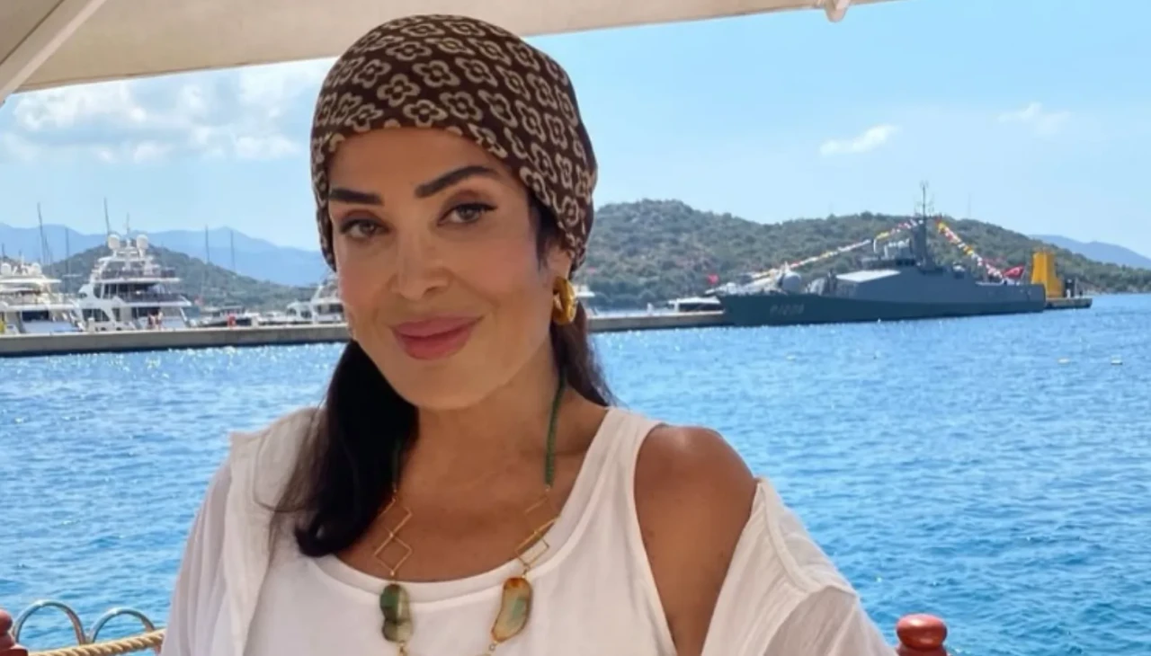 Türkan Şoray’dan Kaş’a övgü yağdı: “Tarihi dokusuyla ruhuma dokundu”