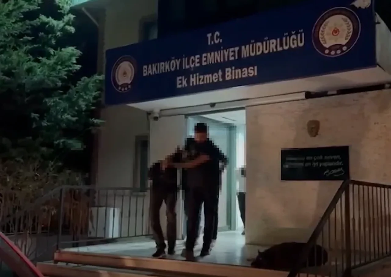 Motosikletten iş yerine ateş açtılar, kaçarken yakalandılar!