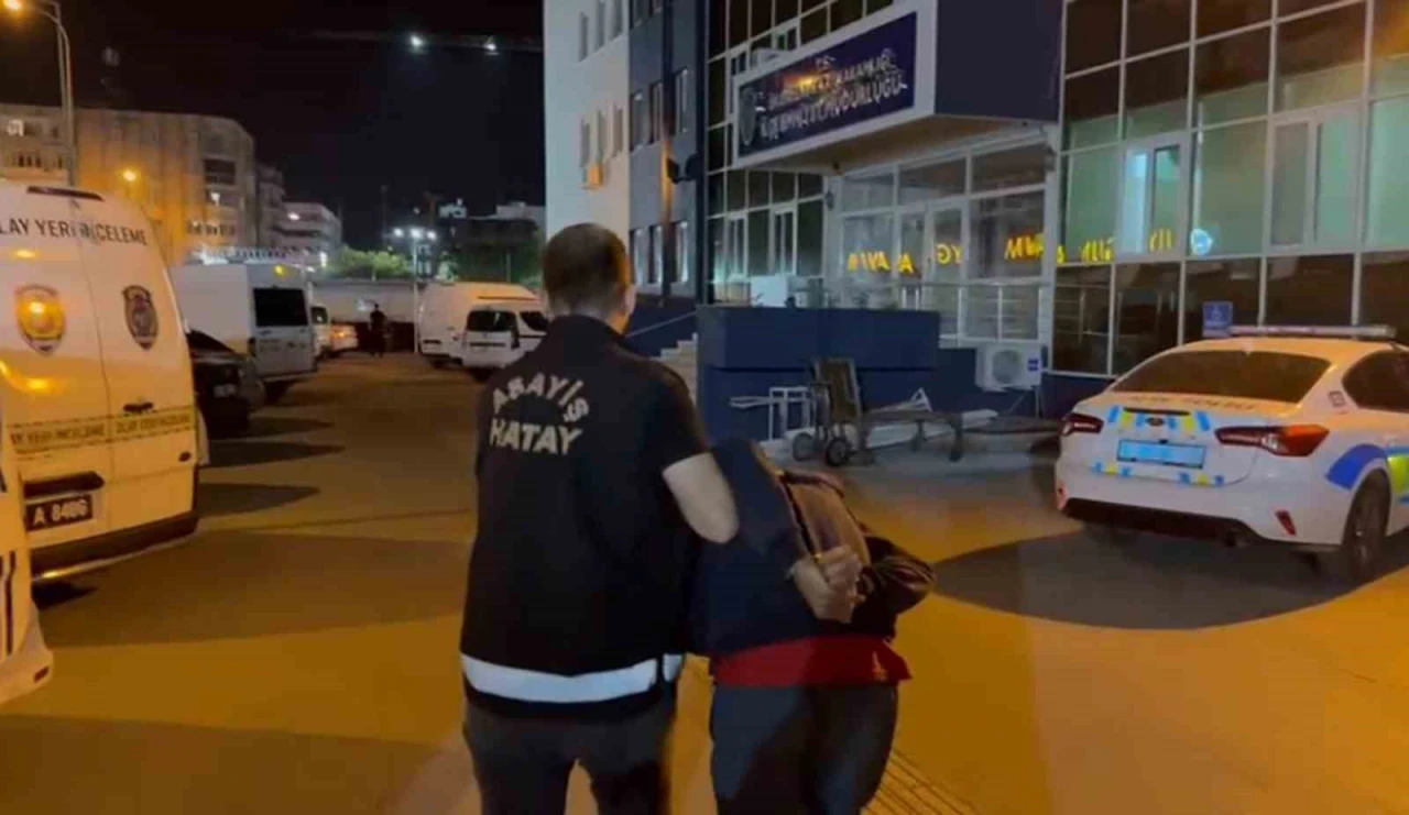 İskenderun’da yakalanan dolandırıcılık şüphelisi tutuklandı