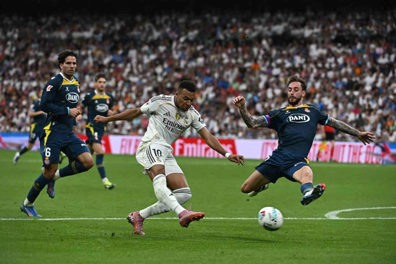 Real Madrid Espanyol’u 2-0’la Geçti, Liderlik Serisini Sürdürdü