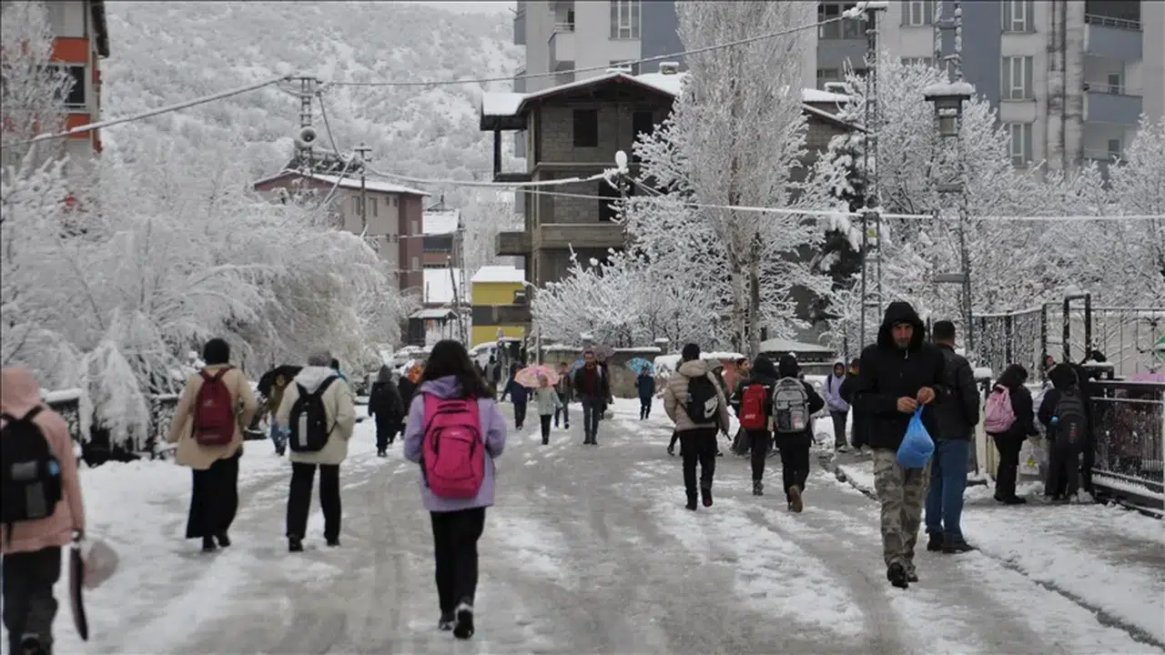 Bitlis’te Okullar Tatil mi 27 Şubat 2026? Valilikten Kar Tatili Açıklaması Geldi mi?