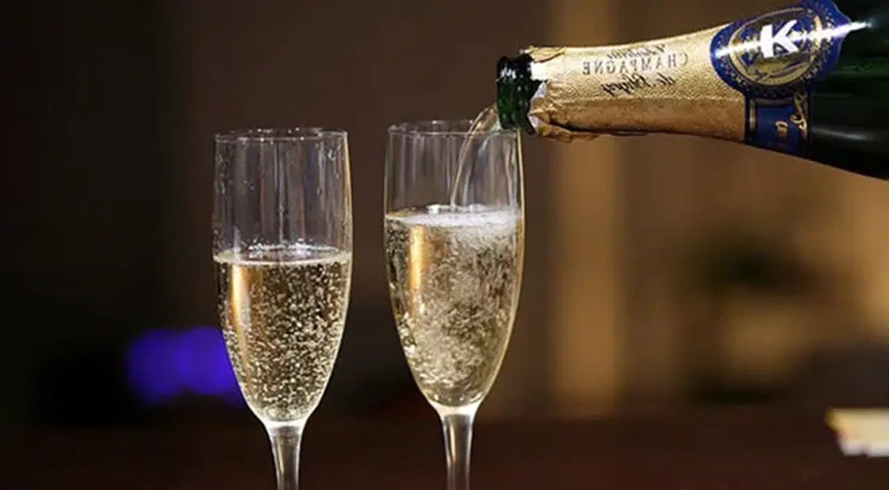 Şampanya fiyatları 2026 ne kadar? Dom Pérignon, Moet, Bottega, Kavaklıdere güncel liste