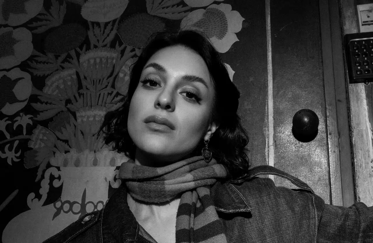 Beyoğlu şarkısıyla Sena Şahin müzik listelerine hazırlanıyor