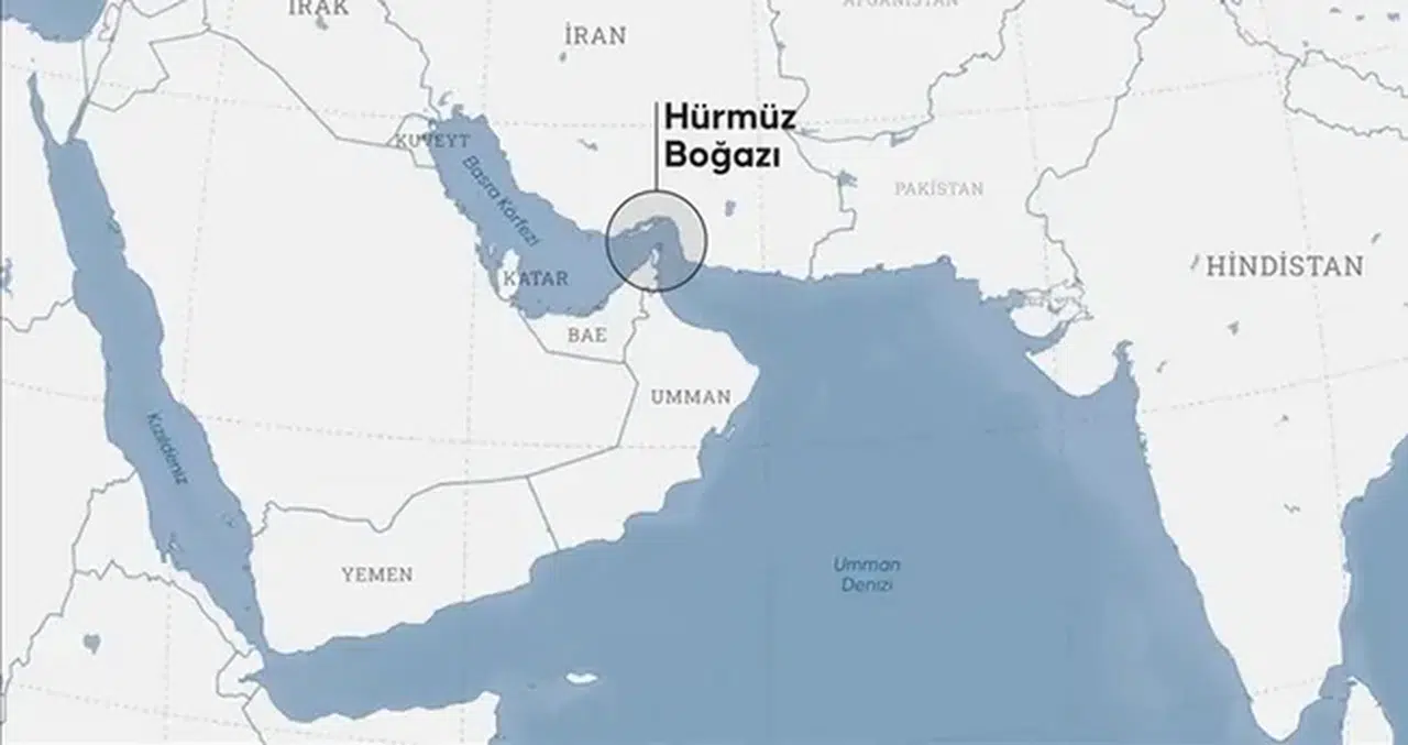 İran Devrim Muhafızları'ndan Hürmüz Boğazı'na Sert Uyarı