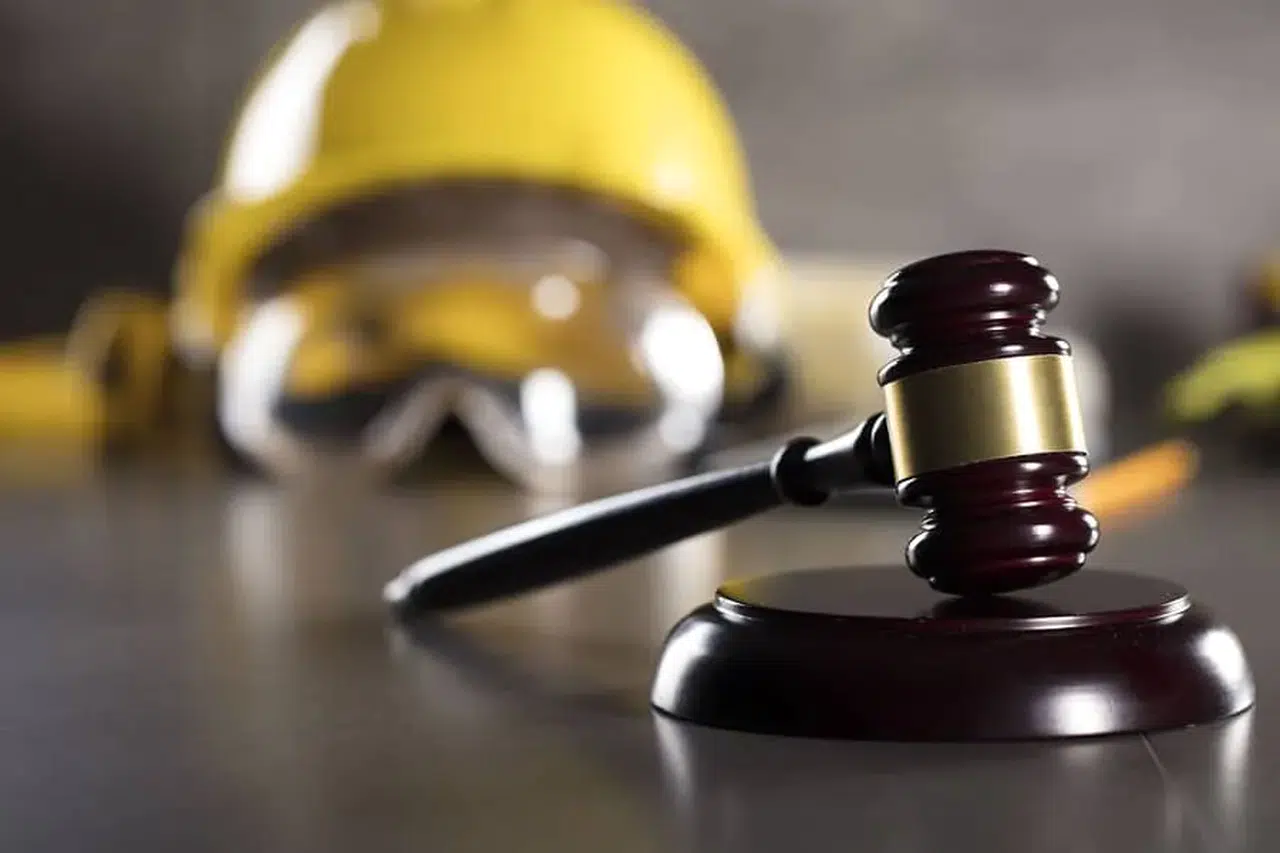 İSG Eğitim Süreleri 2026 Listesi: Az Tehlikeli, Tehlikeli ve Çok Tehlikeli İşyerlerinde Eğitim Kaç Saat Oldu?