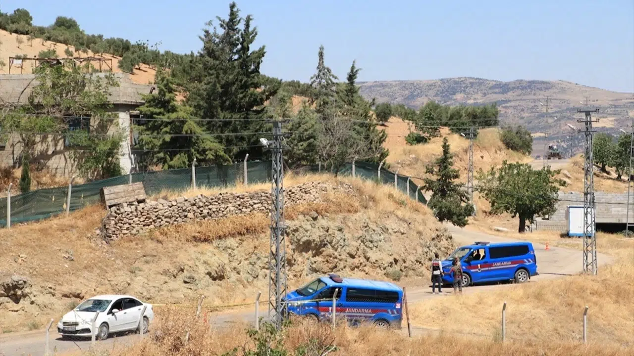 Kilis'te yol verme kavgası kanlı bitti: 1 ölü, 12 yaralı