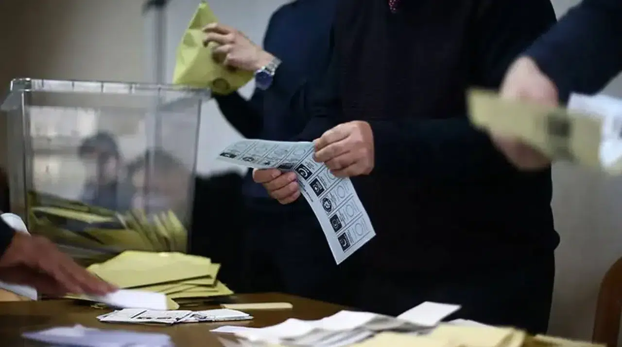 AK Parti masasındaki son anketi açıkladı: 'Ekim ayından beri yükselişteyiz!'